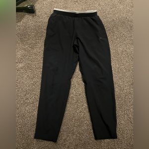 Fabletics pants “Fundamental Pant” men’s XS